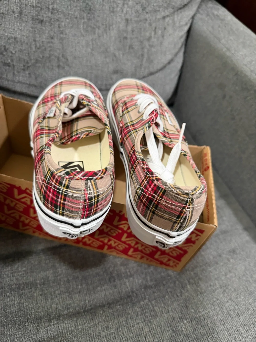 VANS AUTHENTIC Plaid Tan LOW TOP SNEAKER NIB VN000EGATAN Men’s 5.5 Womens 7